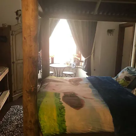 Guest house Bullock's Barn Scarborough